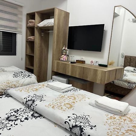 Lola'S Rooms Gjirokaster Ngoại thất bức ảnh