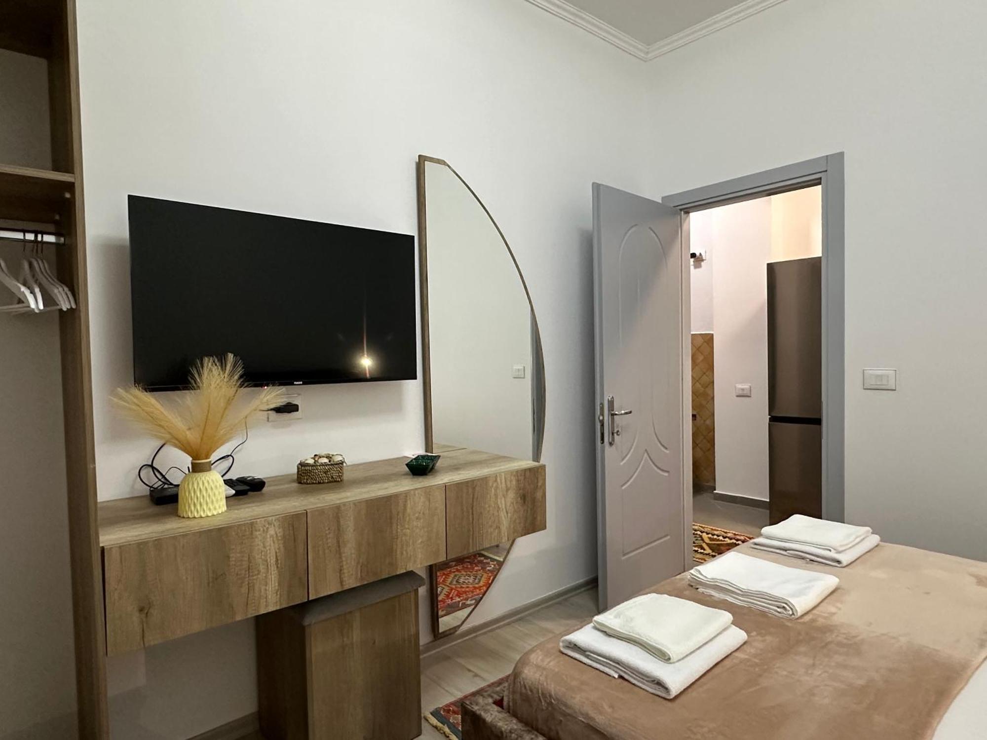Lola'S Rooms Gjirokaster Ngoại thất bức ảnh