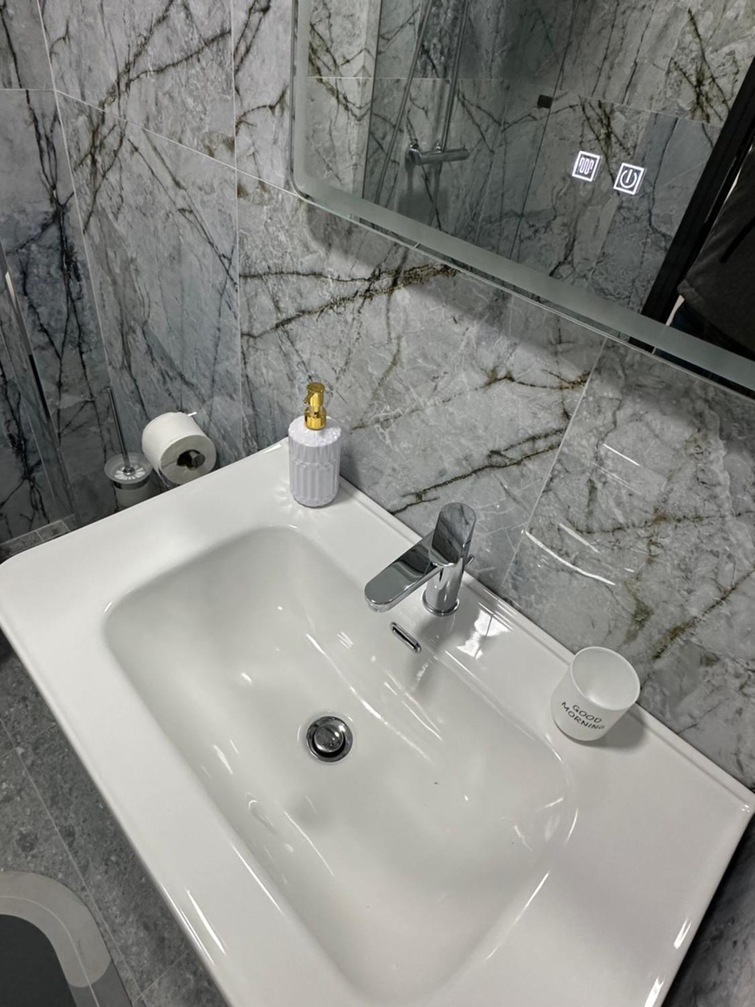Lola'S Rooms Gjirokaster Ngoại thất bức ảnh